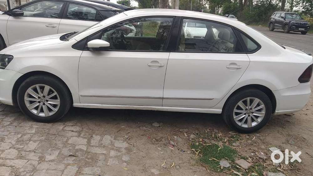 Volkswagen Diesel Automatic 2016 Car