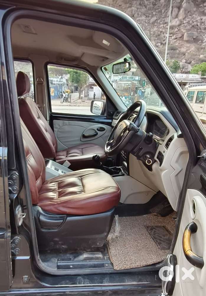 Mahindra Scorpio 2018 Diesel Well Maintained