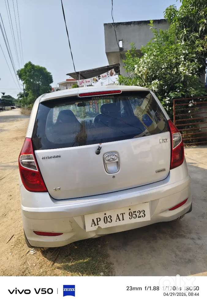 Hyundai I10 Sportz Petrol 2011