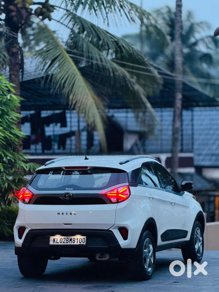 Tata Nexon 1.2 Revotron Xma Amt, 2020, Petrol