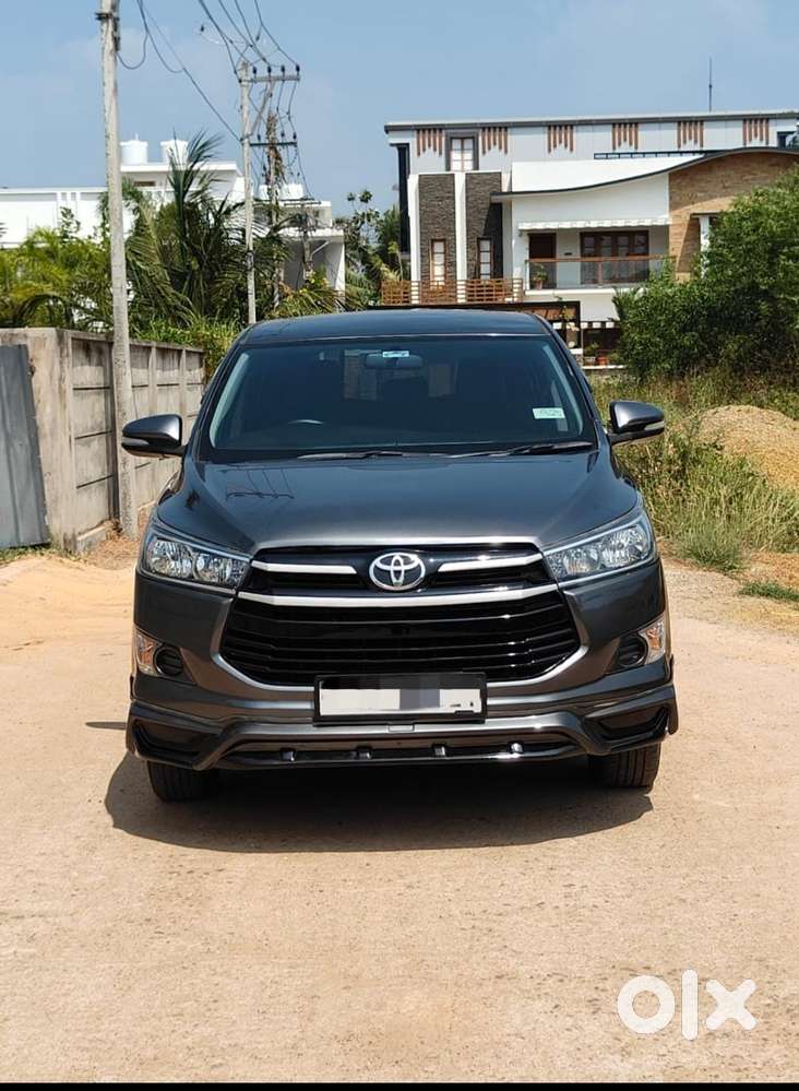 Toyota Innova Crysta 2.4 G Mt, 2016, Diesel