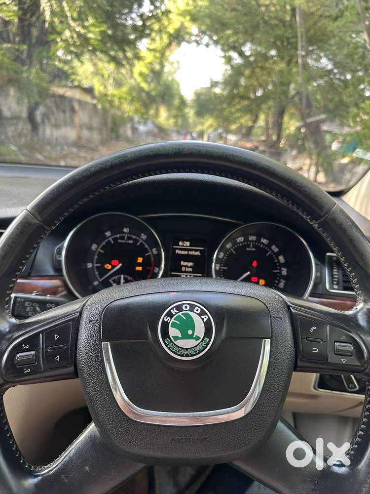 Skoda Superb Elegance 1.8 Tsi Mt, 2012, Petrol