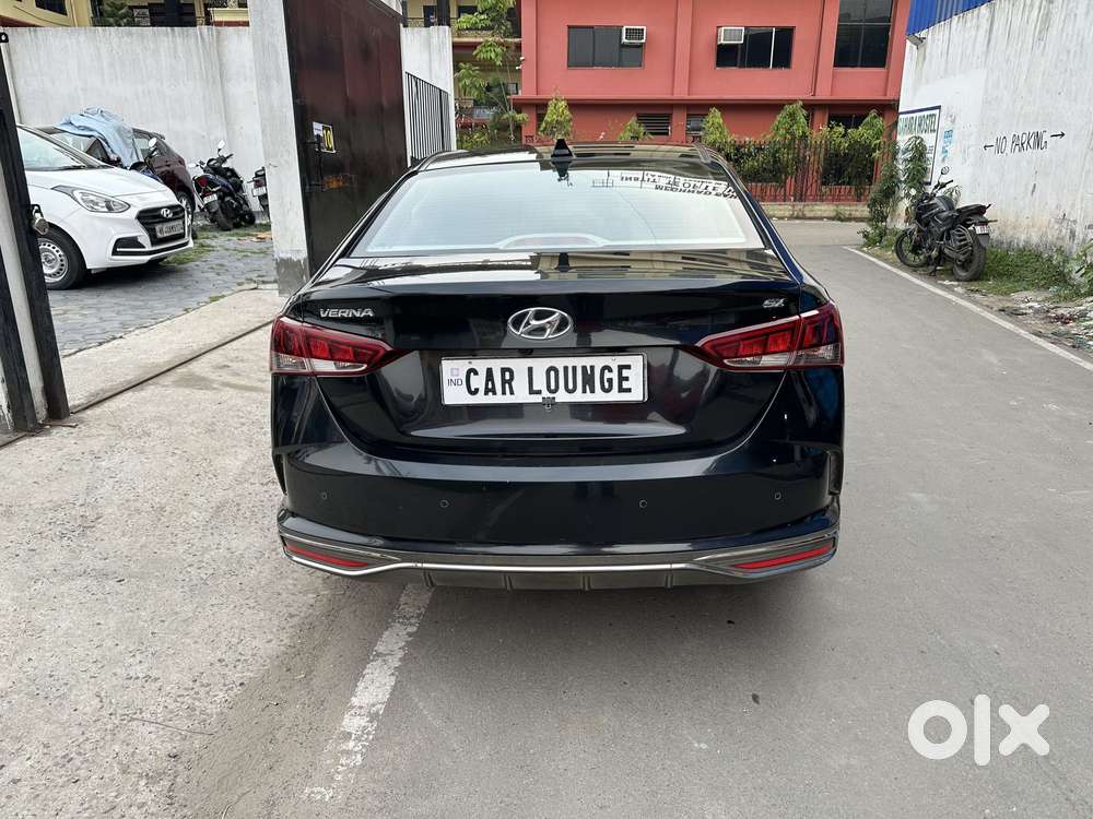 Hyundai Verna 1.5 Sx Ivt, 2021, Petrol