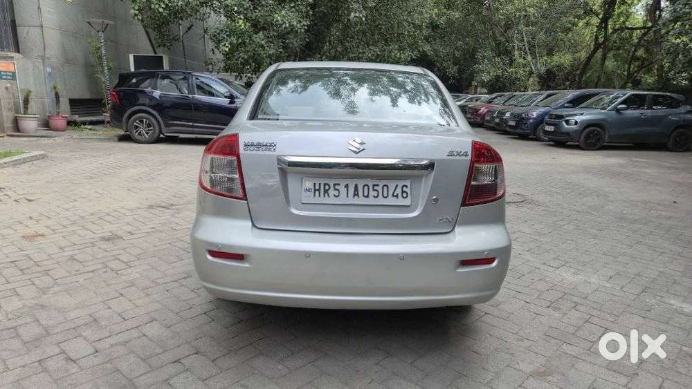 Maruti Suzuki Sx4 Zxi Mt Bsiv, 2012, Petrol
