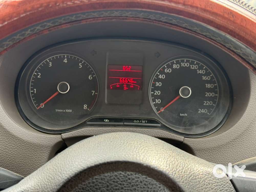 Volkswagen Vento 2013 Petrol