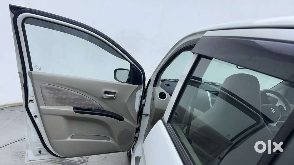 Maruti Suzuki Celerio Zxi Optional Amt, 2017, Petrol