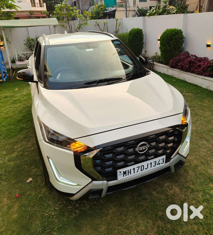 Nissan Magnite N-connecta Mt, 2025, Petrol