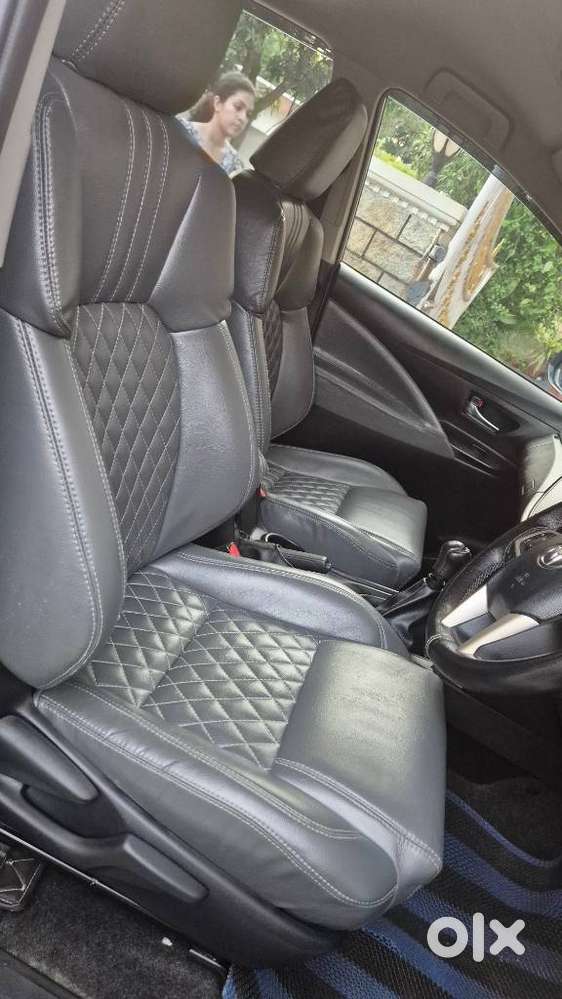 Toyota Innova Crysta 2.4 G Mt 8s, 2023, Diesel