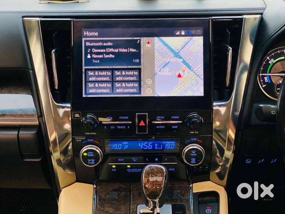 Toyota Vellfire Vip – Executive Lounge, 2023, Petrol