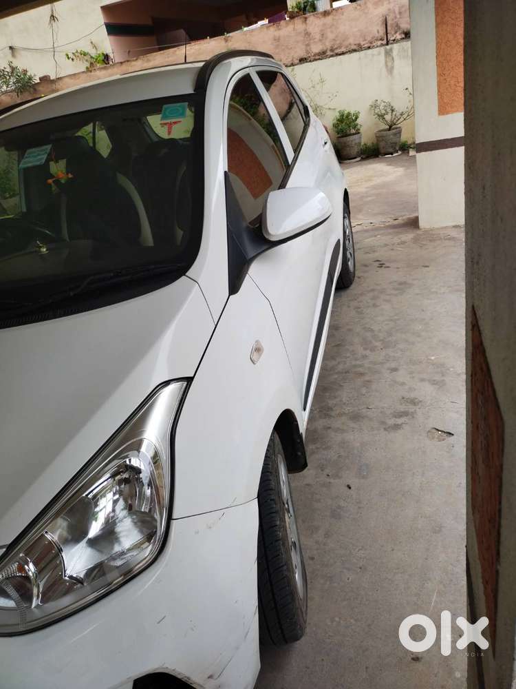 Single Hand Driven And Neatly Maintained By Lecturer