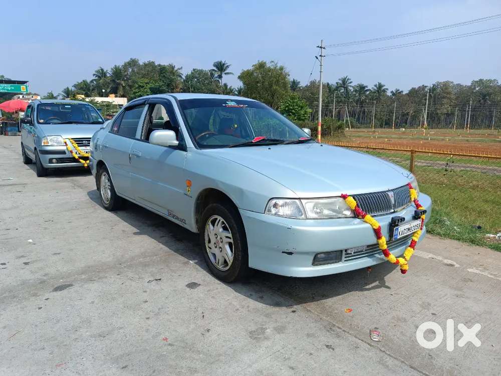 Mitsubishi Lancer Le Modal Petrol Vehicle