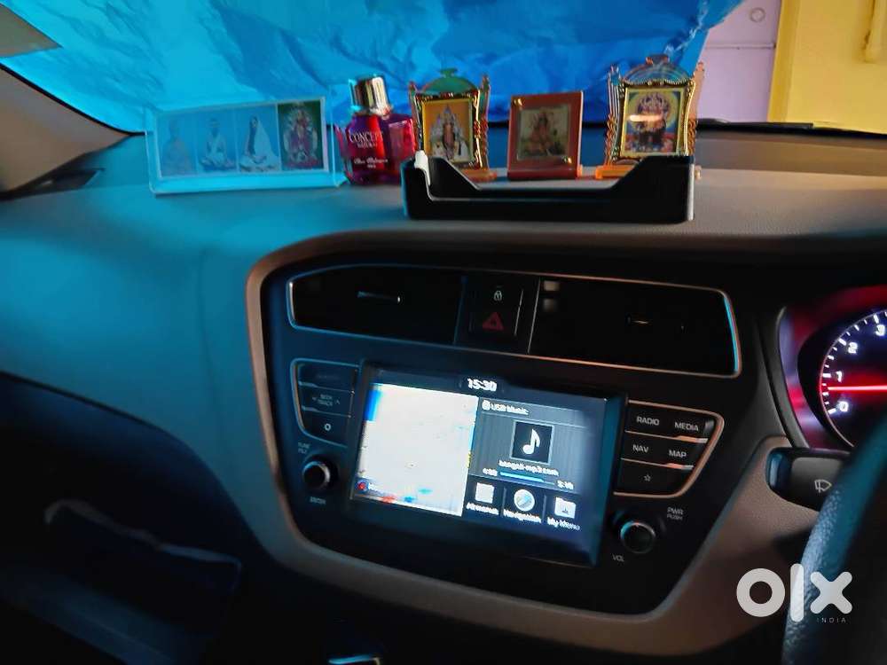 Back Camera, Display Screen, Air Bags, Remote Lock,  Dolby Sound Syste