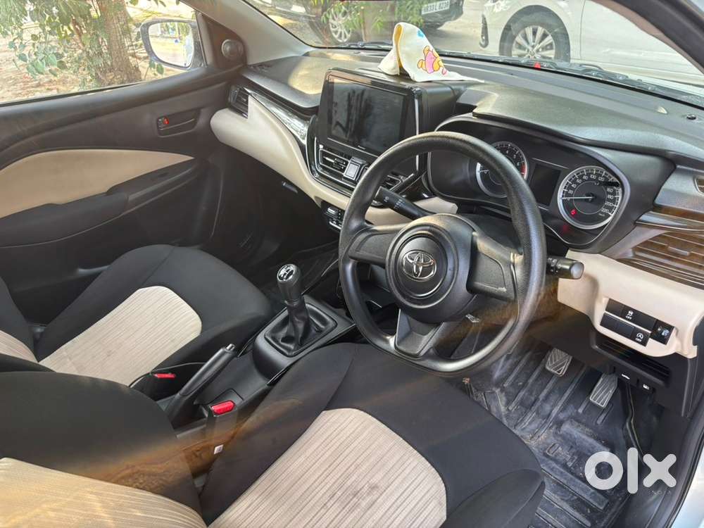 Toyota Glanza Petrol Manual 2024