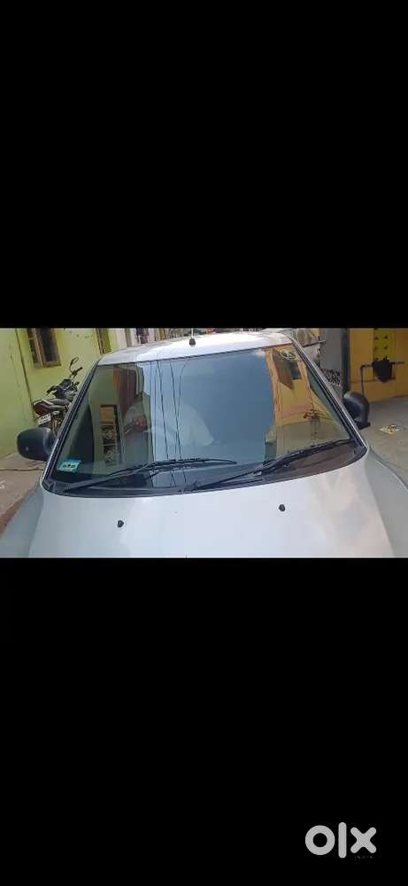 Maruti Suzuki Dzire 2010