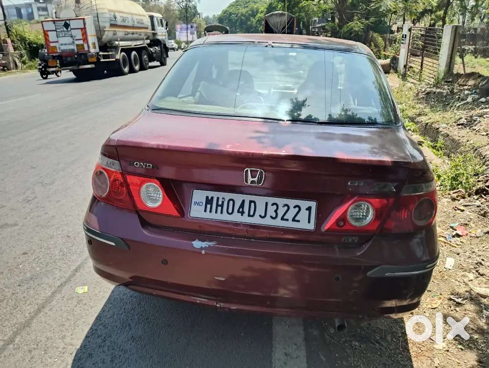 Honda City Zx 2007 Cng & Hybrids 100000 Km Driven