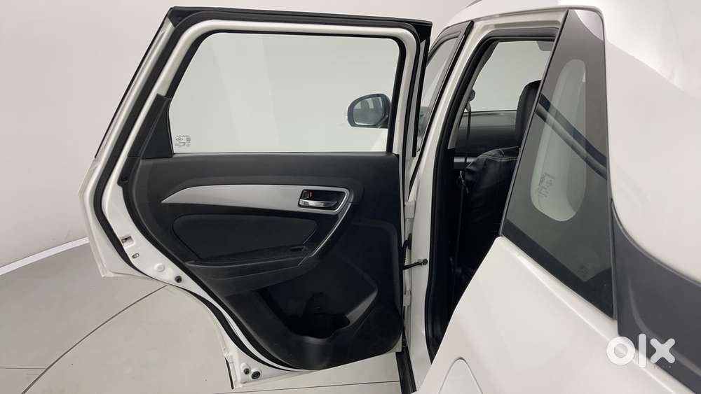 Maruti Suzuki Vitara Brezza 1.5 Zxi At, 2022, Petrol