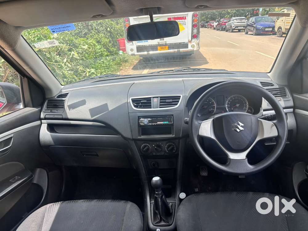 Maruti Suzuki Swift Vxi + Manual, 2013, Petrol