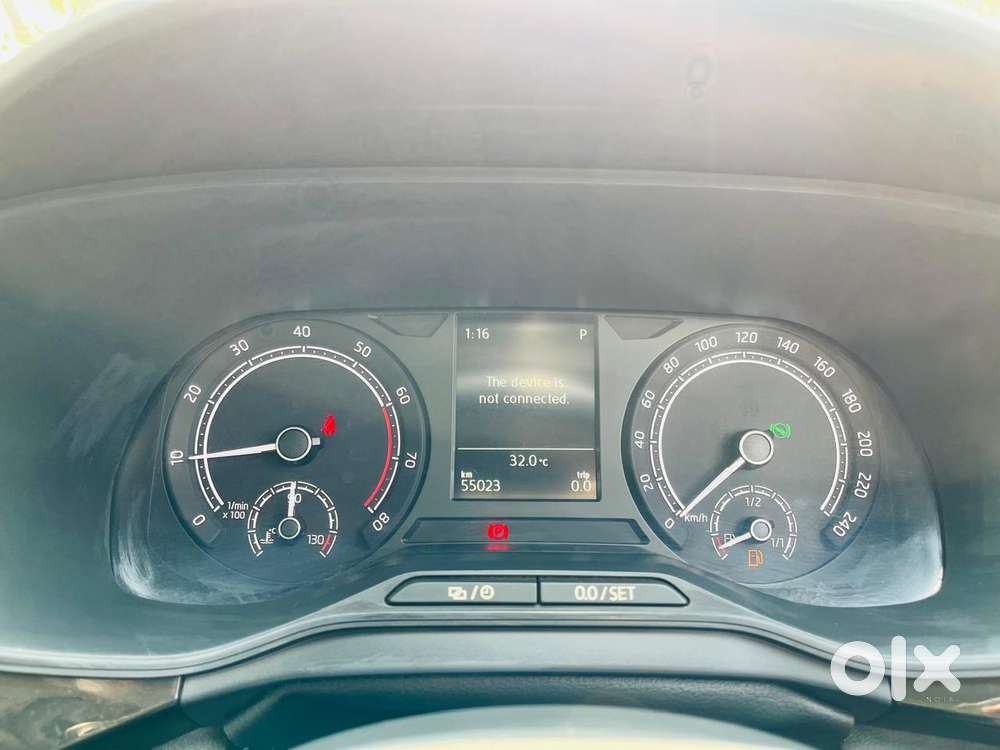 Skoda Kushaq Anniversary Edition 1.0l Tsi At, 2022, Petrol