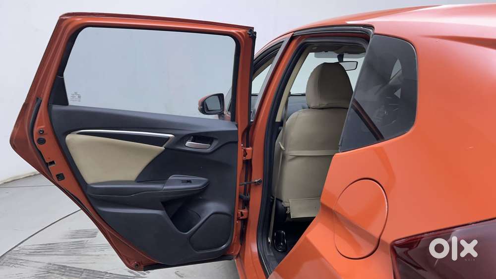 Honda Jazz [2020-2023] 1.2 V I-vtec Mt, 2015, Petrol