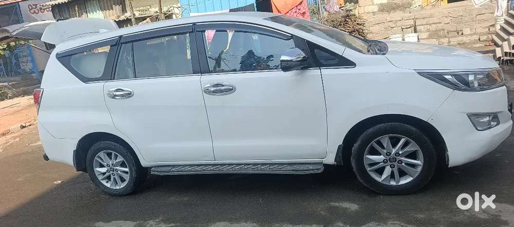 Toyota Innova Crysta 2019 Diesel 195000 Km Driven