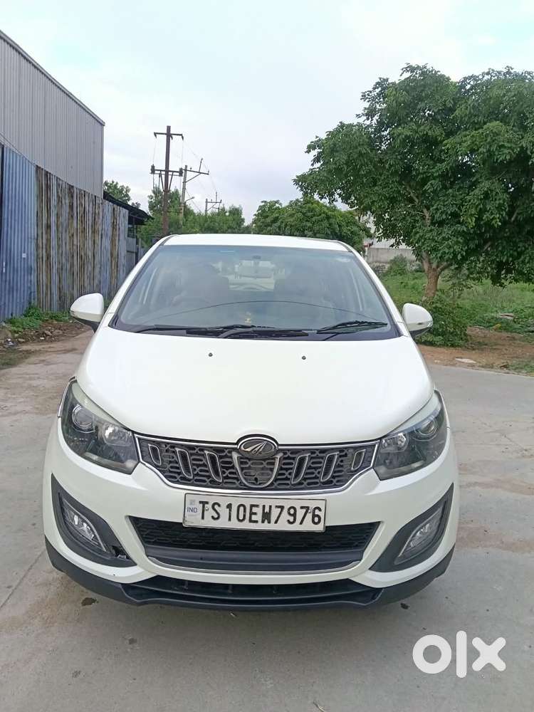 Mahindra Marazzo M8, 2018, Diesel