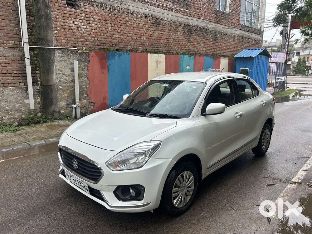 Maruti Suzuki Swift Dzire Vxi Optional, 2020, Petrol