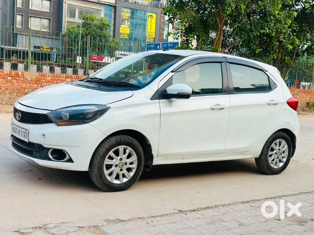 Tata Tiago Xza, 2018, Petrol