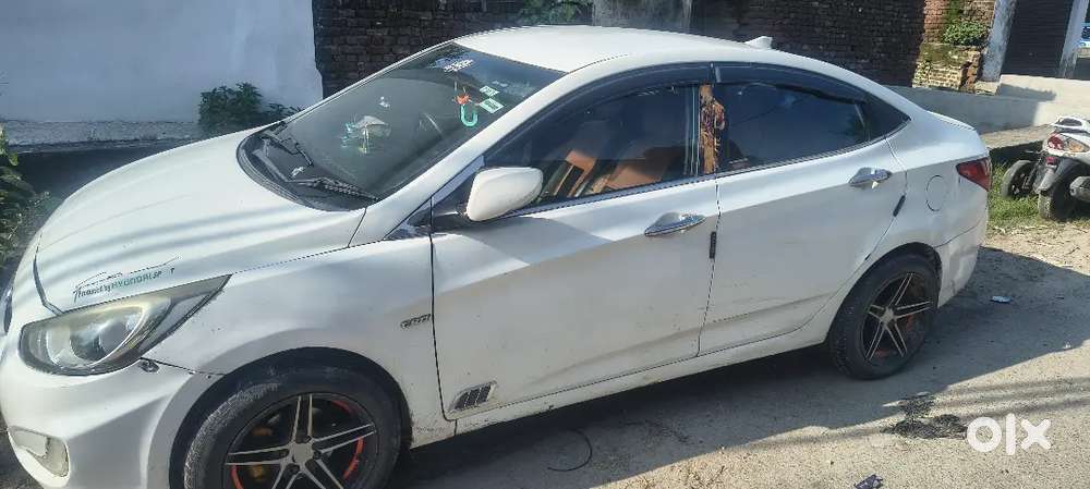 Hyundai Verna 1.6 Crdi 2011