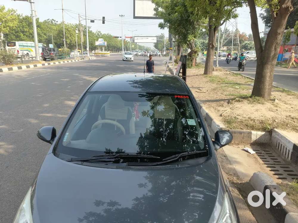Hyundai Grand I10 2015 Manual Good Condition Company Ricord Available