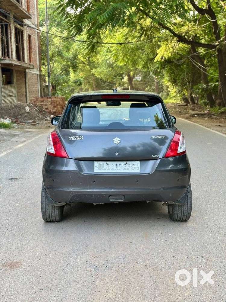 Maruti Suzuki Swift Vxi + Manual, 2017, Cng & Hybrids