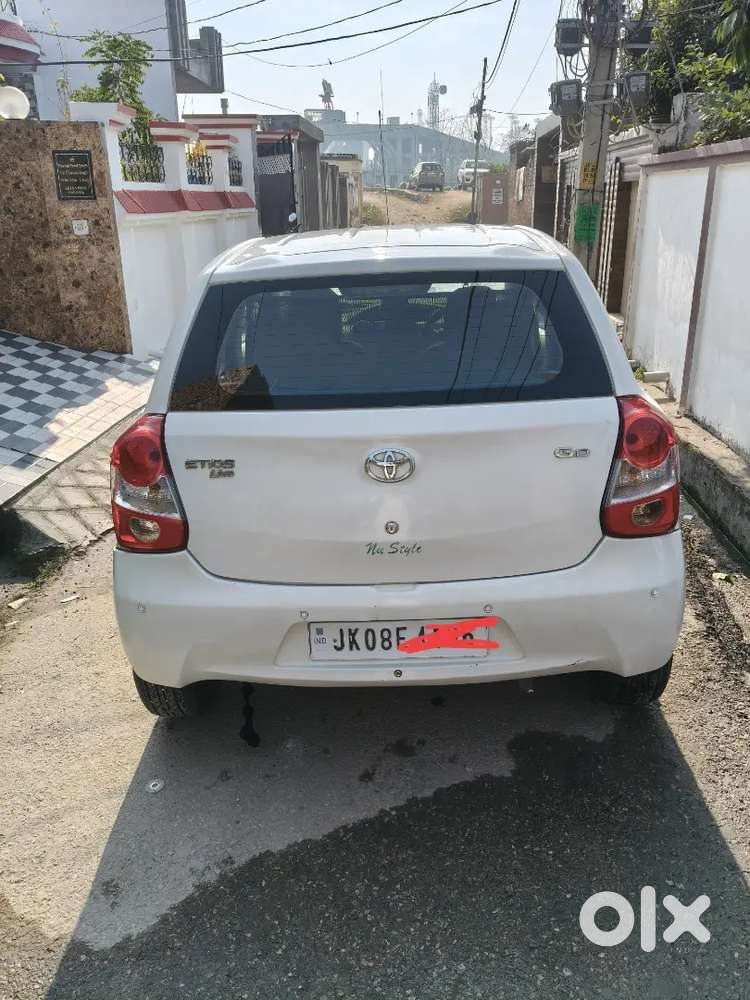 Toyota Etios Liva 2015