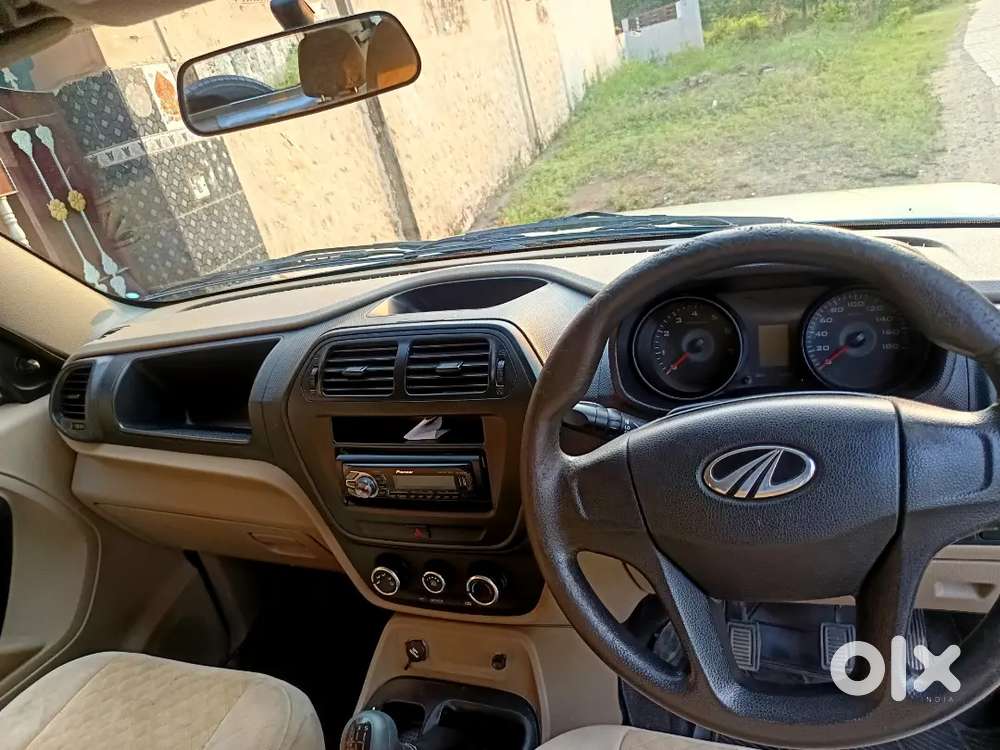 Mahindra Tuv 300 2016 Diesel 88000 Km Driven