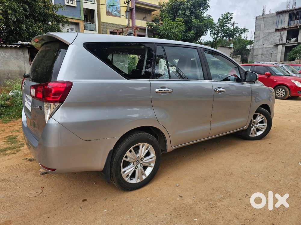 Toyota Innova Crysta 2.8z Automatic, 2016, Diesel