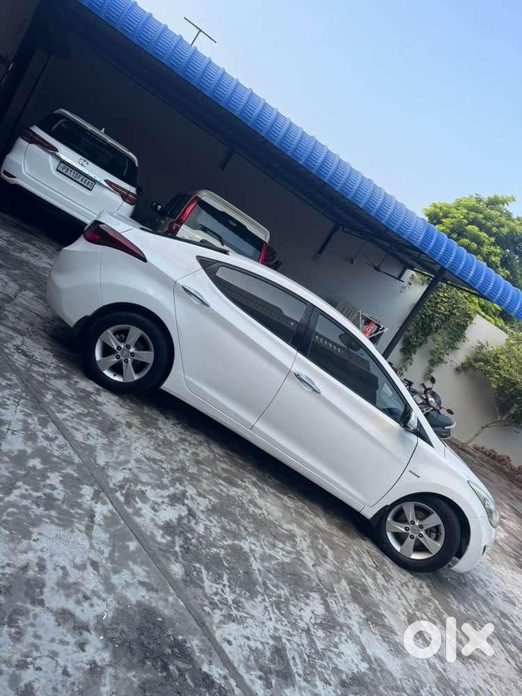 Hyundai New Elantra Diesel 2013