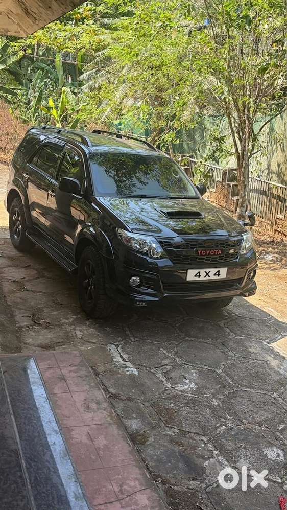 Toyota Fortuner Diesel 2012
