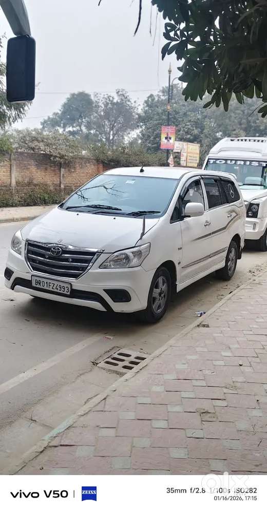 Toyota Innova 2008 Diesel Well Maintained