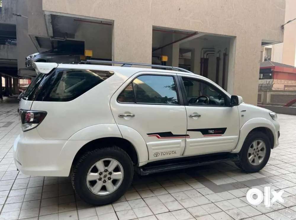 Toyota Fortuner 2010