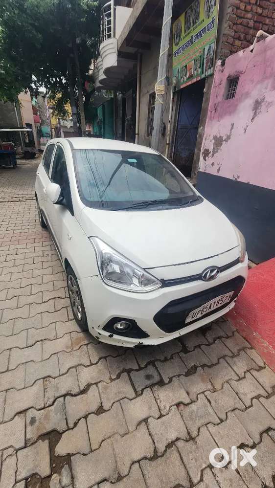 Hyundai Grand I10 2017 Diesel 130000 Km Driven