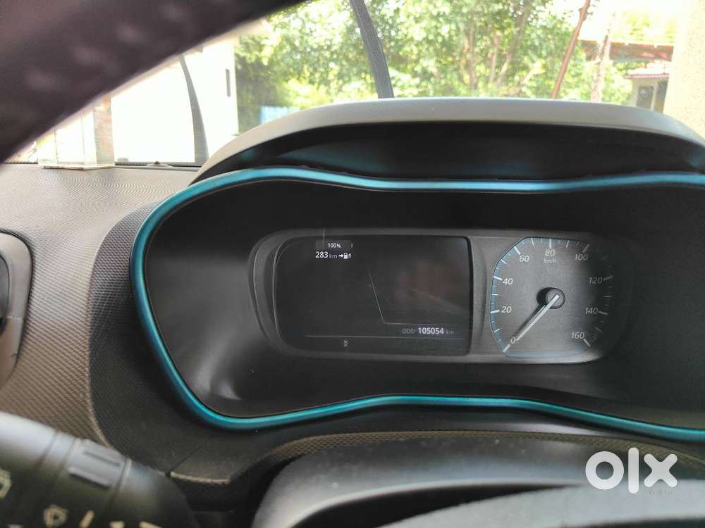 Well Maintained Car For Daily Commute