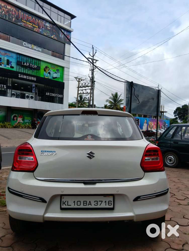 Maruti Suzuki Swift Vxi + Manual, 2018, Petrol