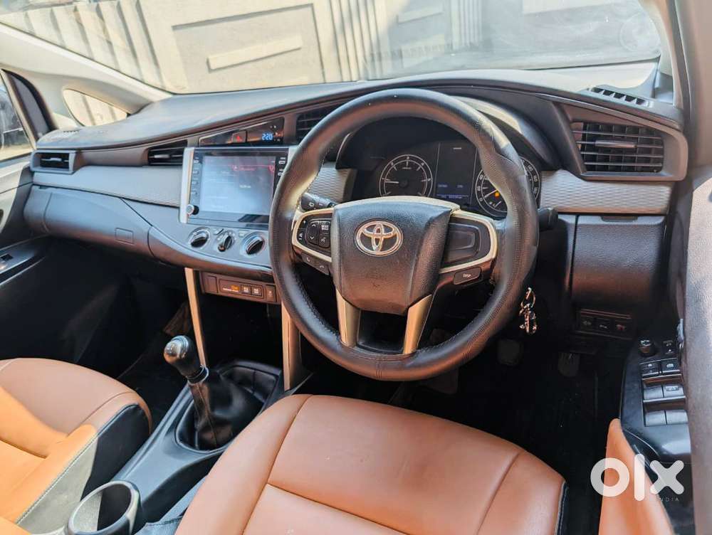 Toyota Innova Crysta 2.4 G Mt 8s, 2021, Diesel