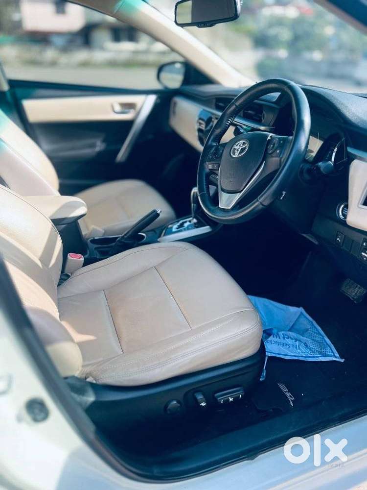 Toyota Corolla Altis Vl, 2016, Petrol