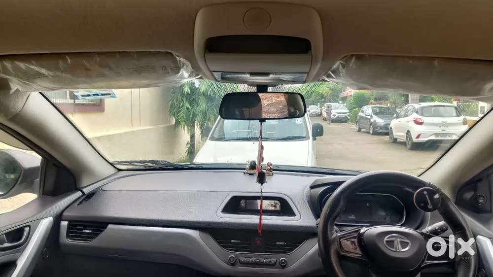 Tata Nexon 2020 Petrol Manual 66000 Km