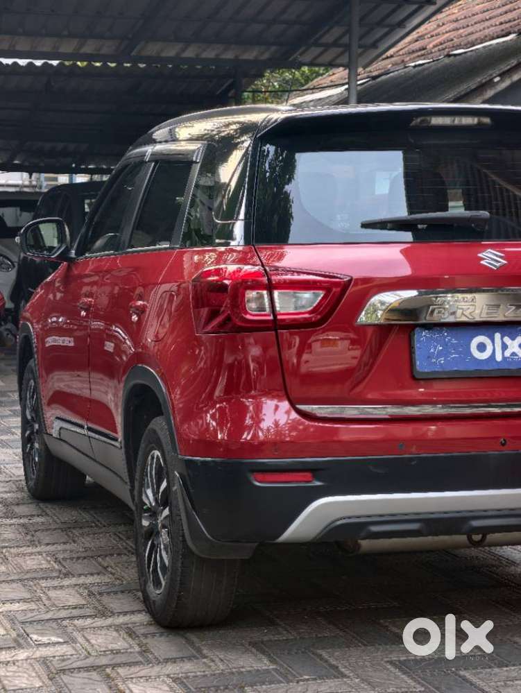 Maruti Suzuki Brezza 1.5 Zxi Smart Hybrid Dual Tone, 2021, Petrol