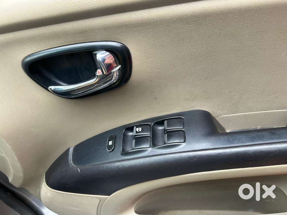 Hyundai I10 Petrol Manual 2013