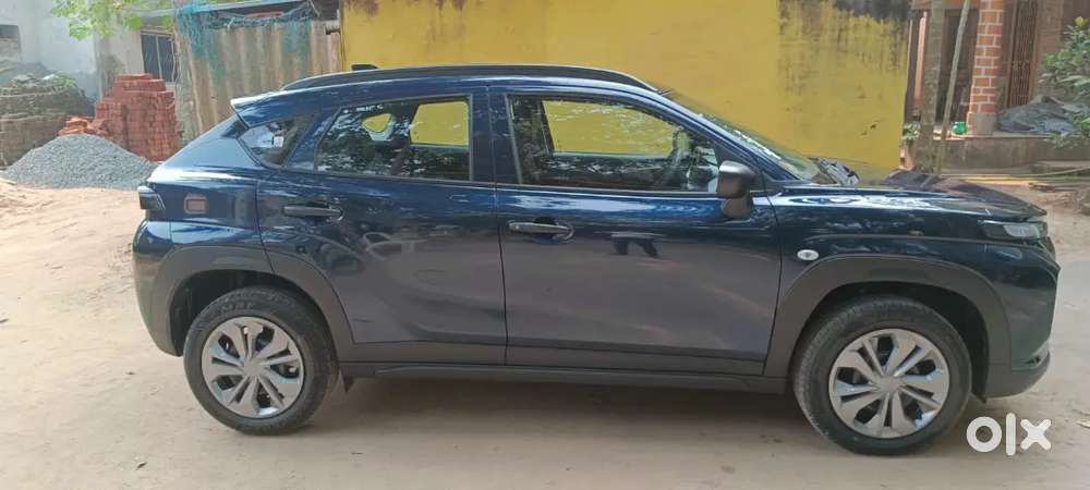 Maruti Suzuki Fronx 2025 Petrol 3000 Km Driven. 8 Month Old Car
