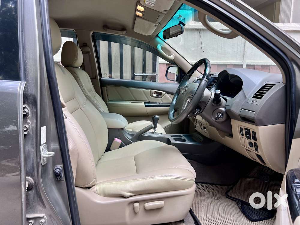 Toyota Fortuner 3.0 4x2 Automatic, 2012, Diesel