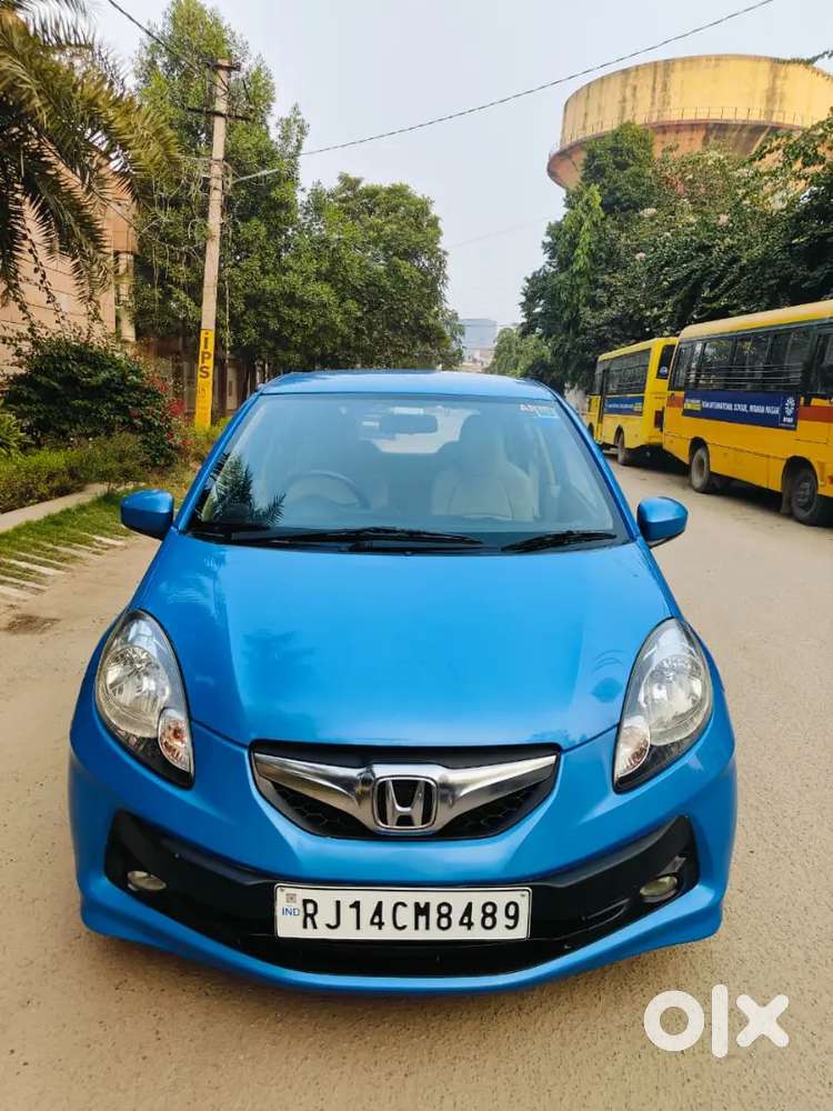 Honda Brio Petrol & Manual 2011