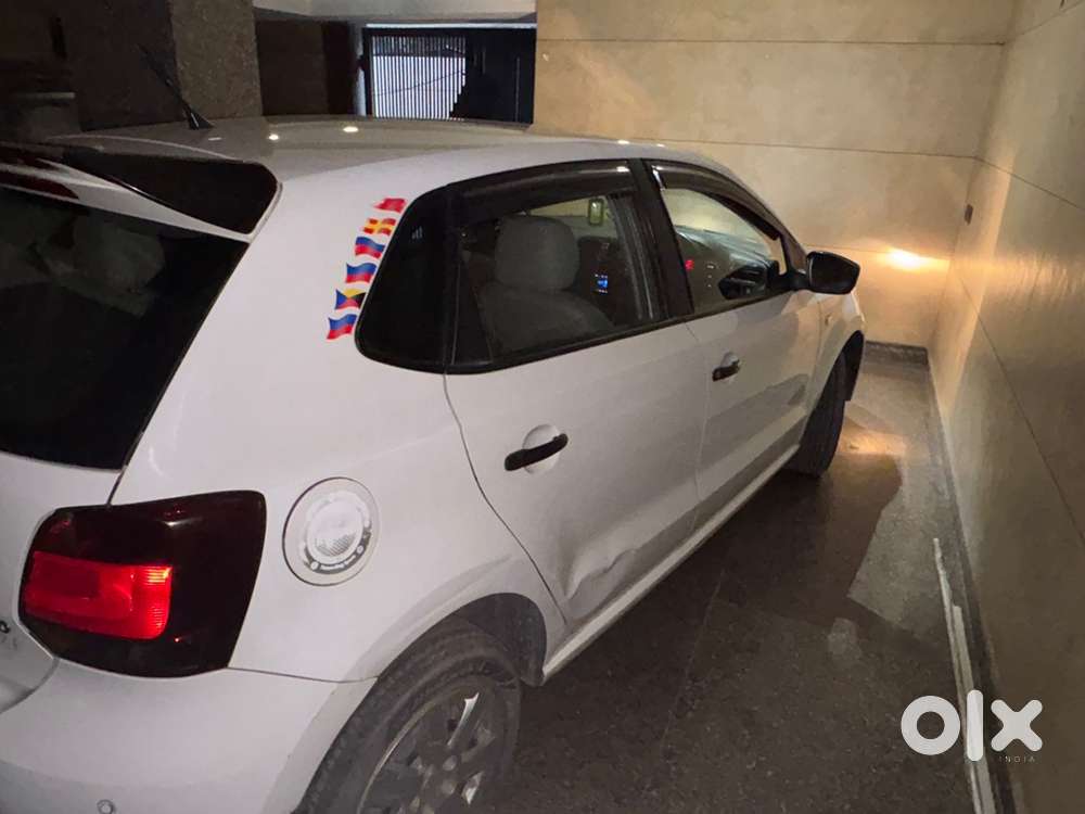 Volkswagen Polo Petrol Manual 2011