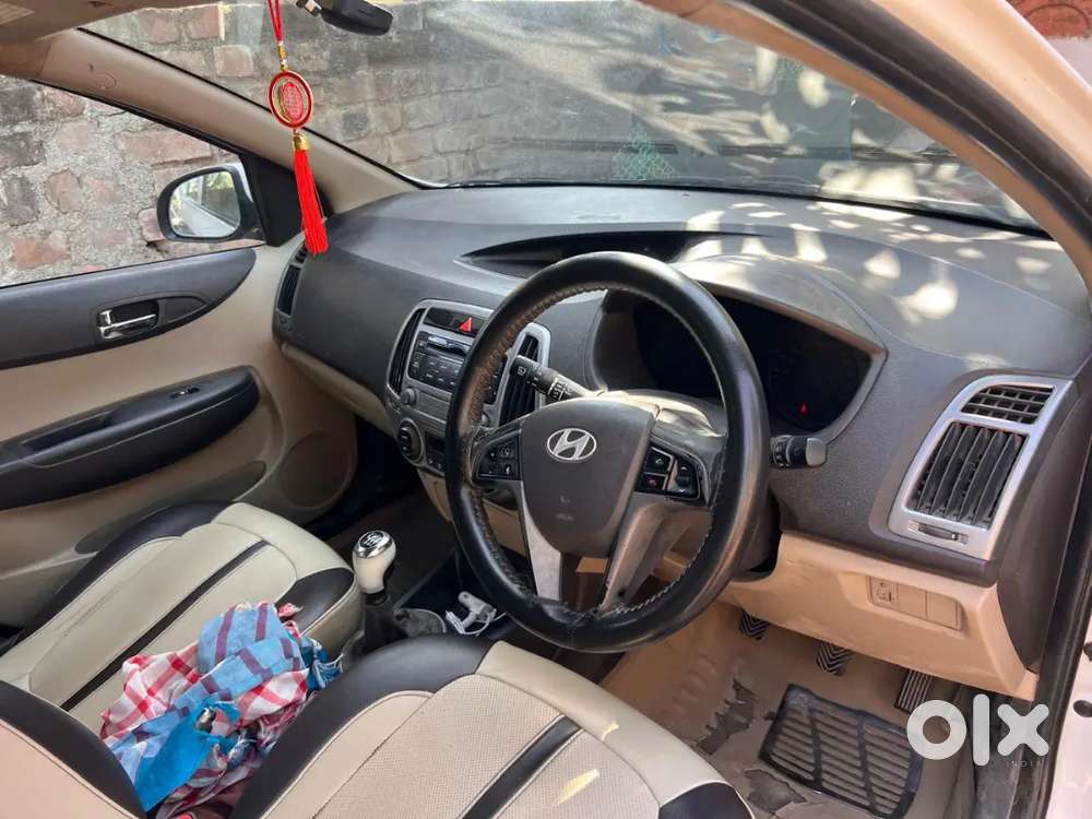Hyundai I20 2014 Diesel 150000 Km Driven